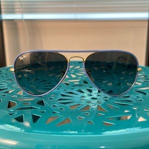 Ray Ban Aviator Periwinkle Blue frame